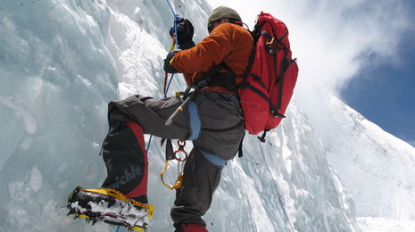 Show Everest:Preživeti nemoguće (Everest: Beyond The Limit)